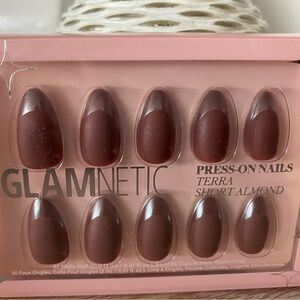 Brand new Glamnetic Press on Nails